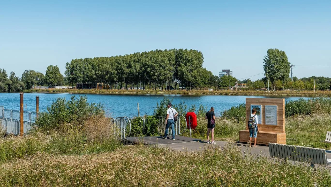 Hortus urban district in Almere is a new residential area on the site of the Floriade 2022 and is happy to inherit the greenery of the expo.