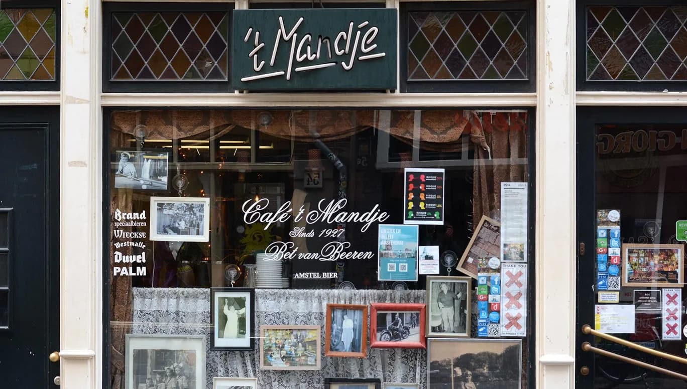 Cafe Het Mandje on the Zeedijk

A mention of the photographer is necessary, except for internal use of social media of amsterdam&partners