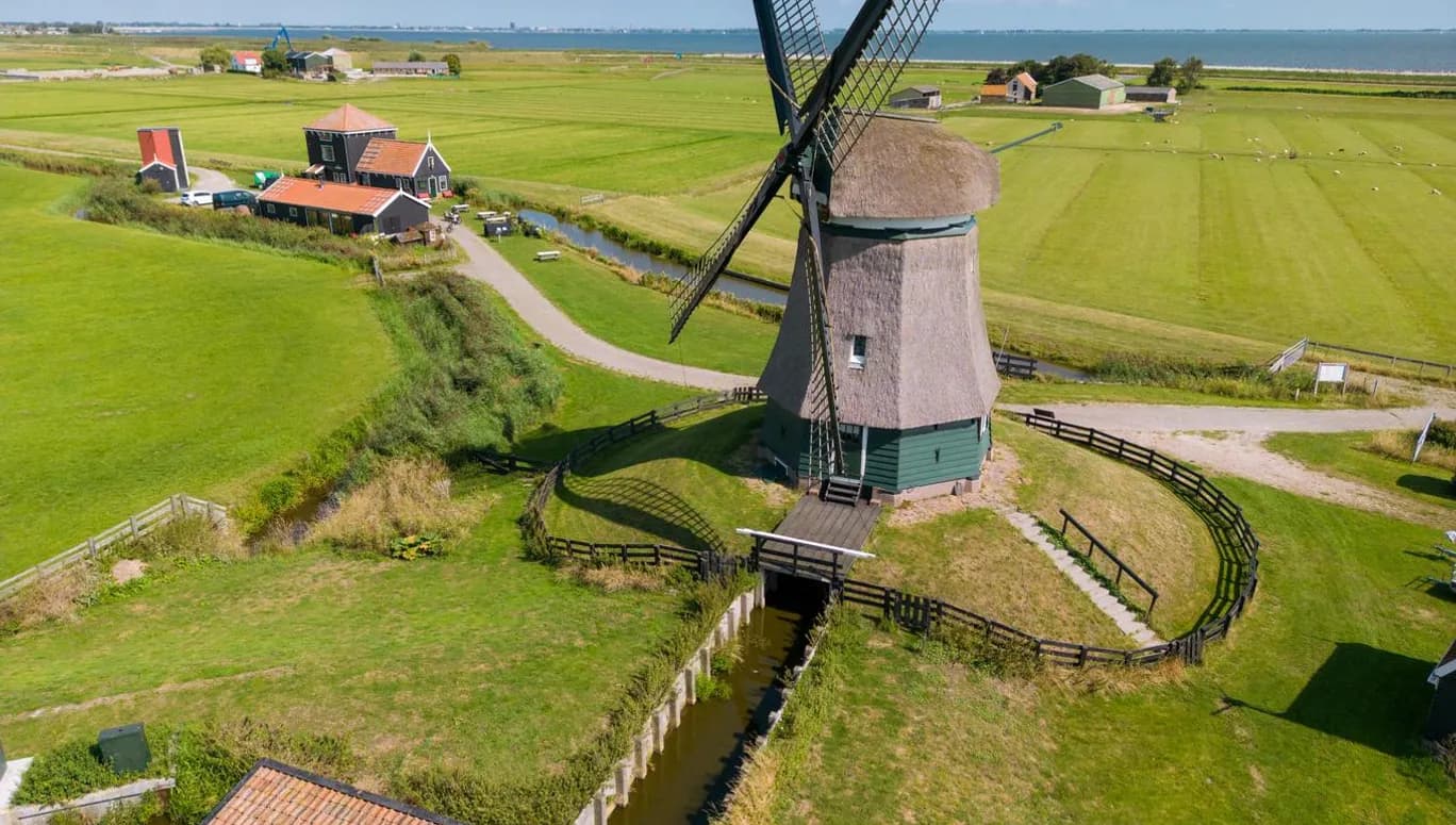 Visitors center 'De Breek molen' (mill) in Oosthuizen.