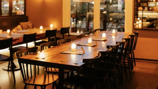 Louie Louie café-restaurant interior