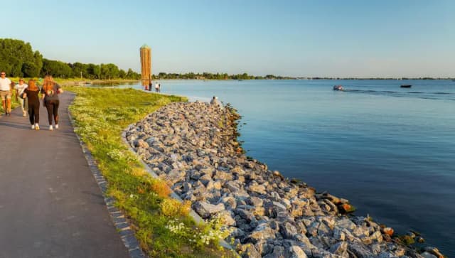 The Westeinderplassen near Aalsmeer.