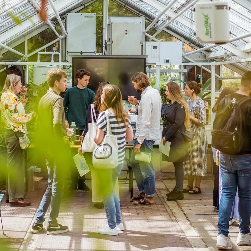 Tasting tour in the Hortus Botanicus.
