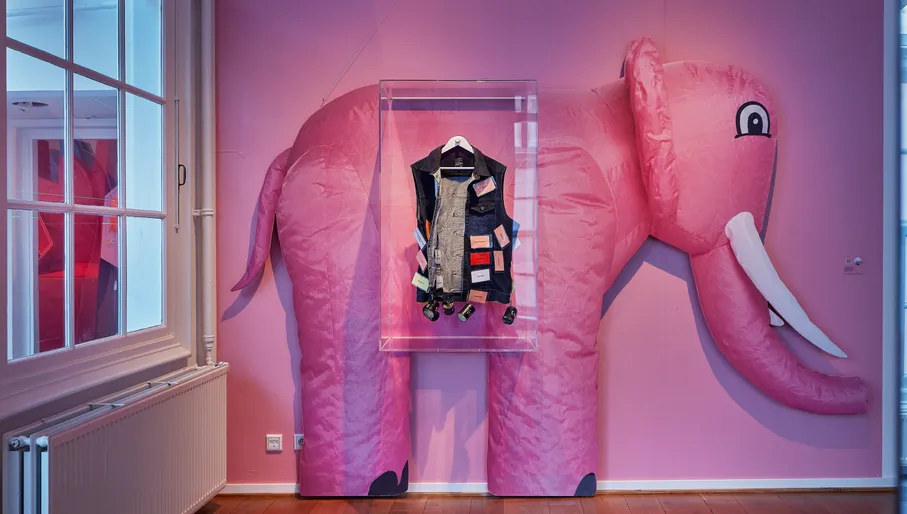 this art object is part of the permanent exhibition