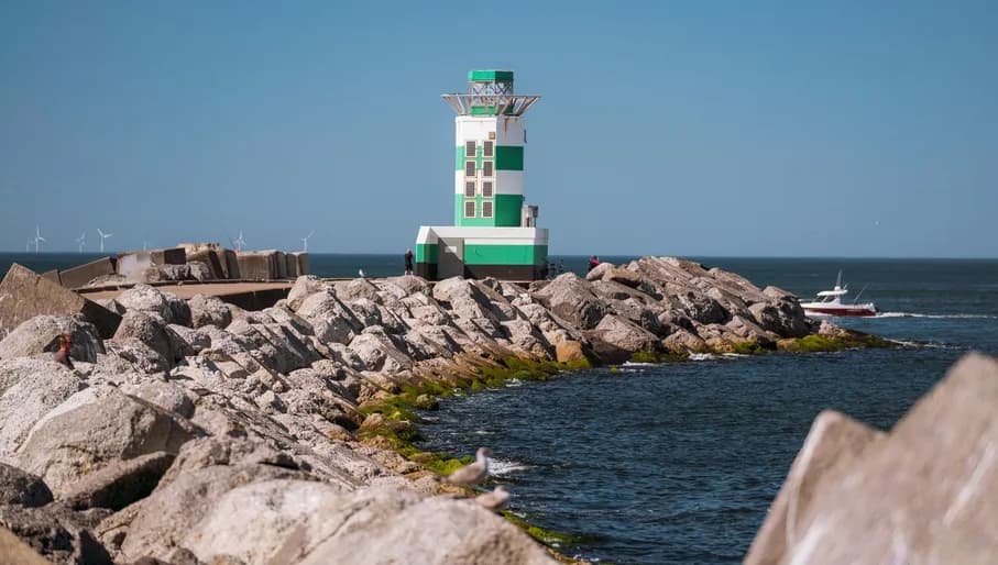The lighthouse at Zuidpier IJmuiden.