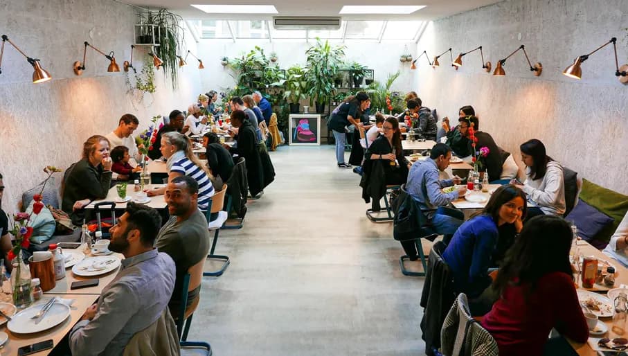 Moak pancakes interior