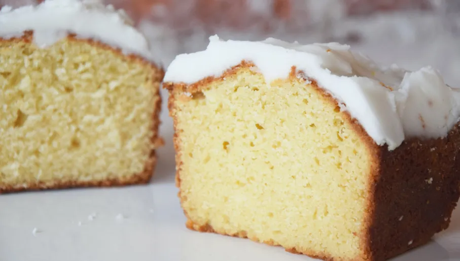 De Drie Graefjes lemon cake