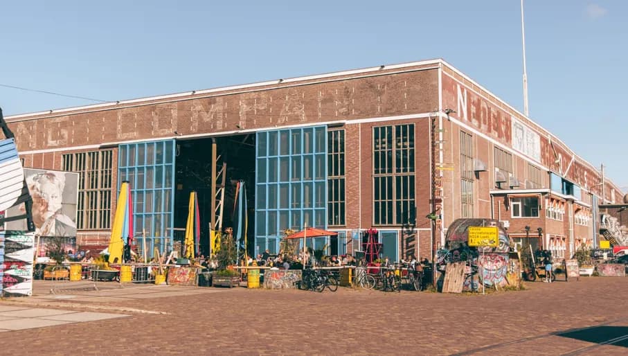 Ijver café-restaurant exterior and terrace