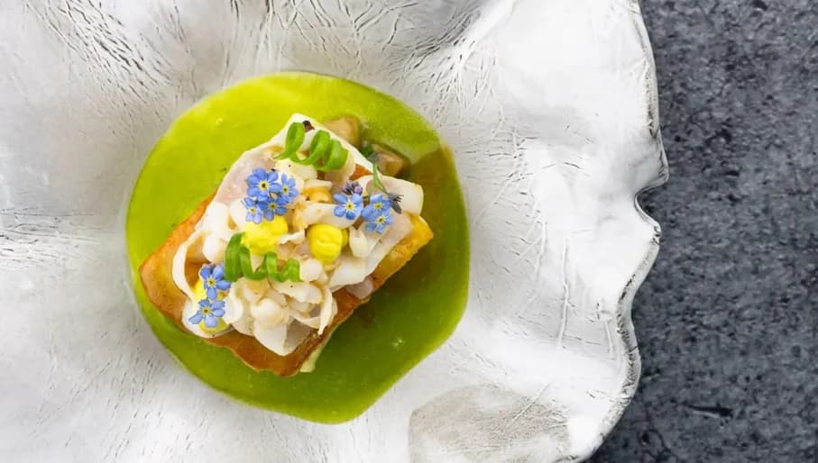 Aan de Poel restaurant signature dishes