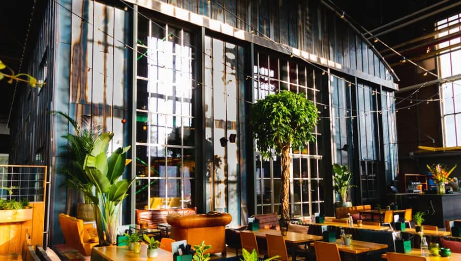 IJver is a warm industrial location located on the historic NDSM wharf. The building itself is located in the hundred-year-old NDSM Loods. The IJver menu is a fresh mix of Dutch and international cuisine. Beer is an important product at IJver.