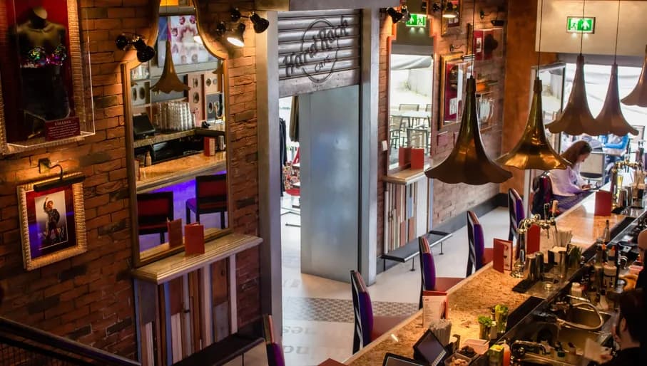 Hard Rock Café Amsterdam interior