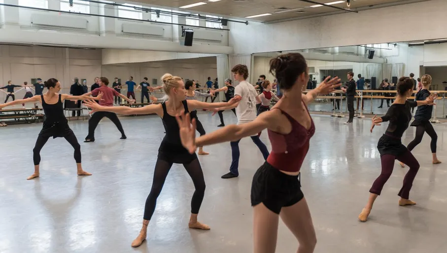 Ballet dancers practicing.
