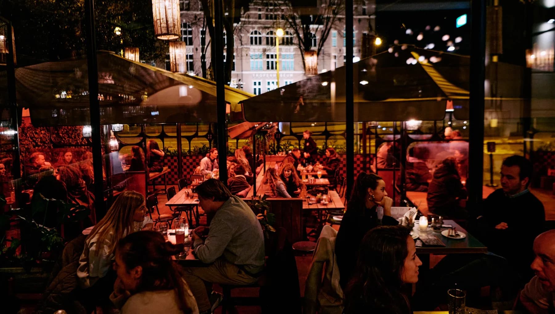 Louie Louie café-restaurant interior and terrace