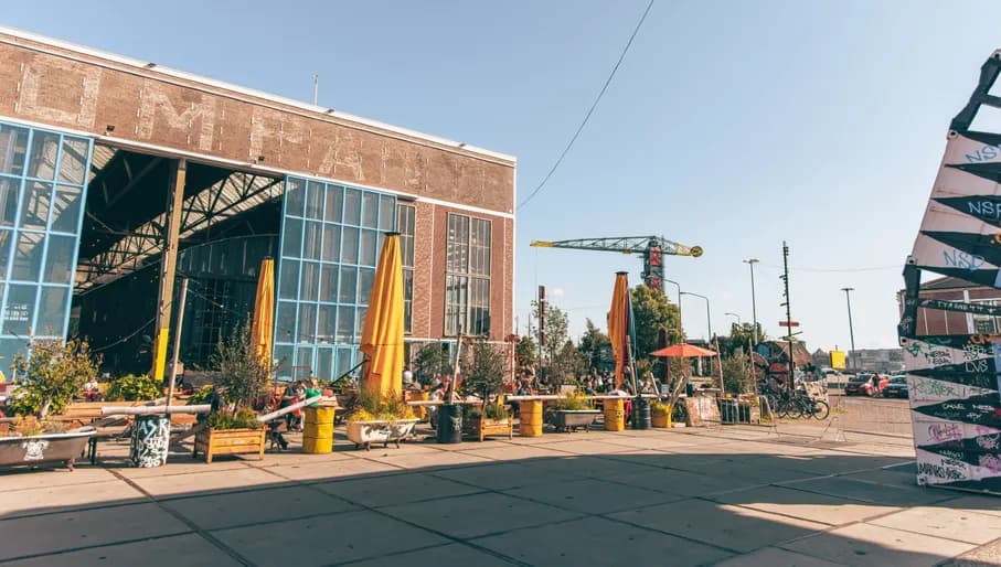 Ijver café-restaurant exterior and terrace